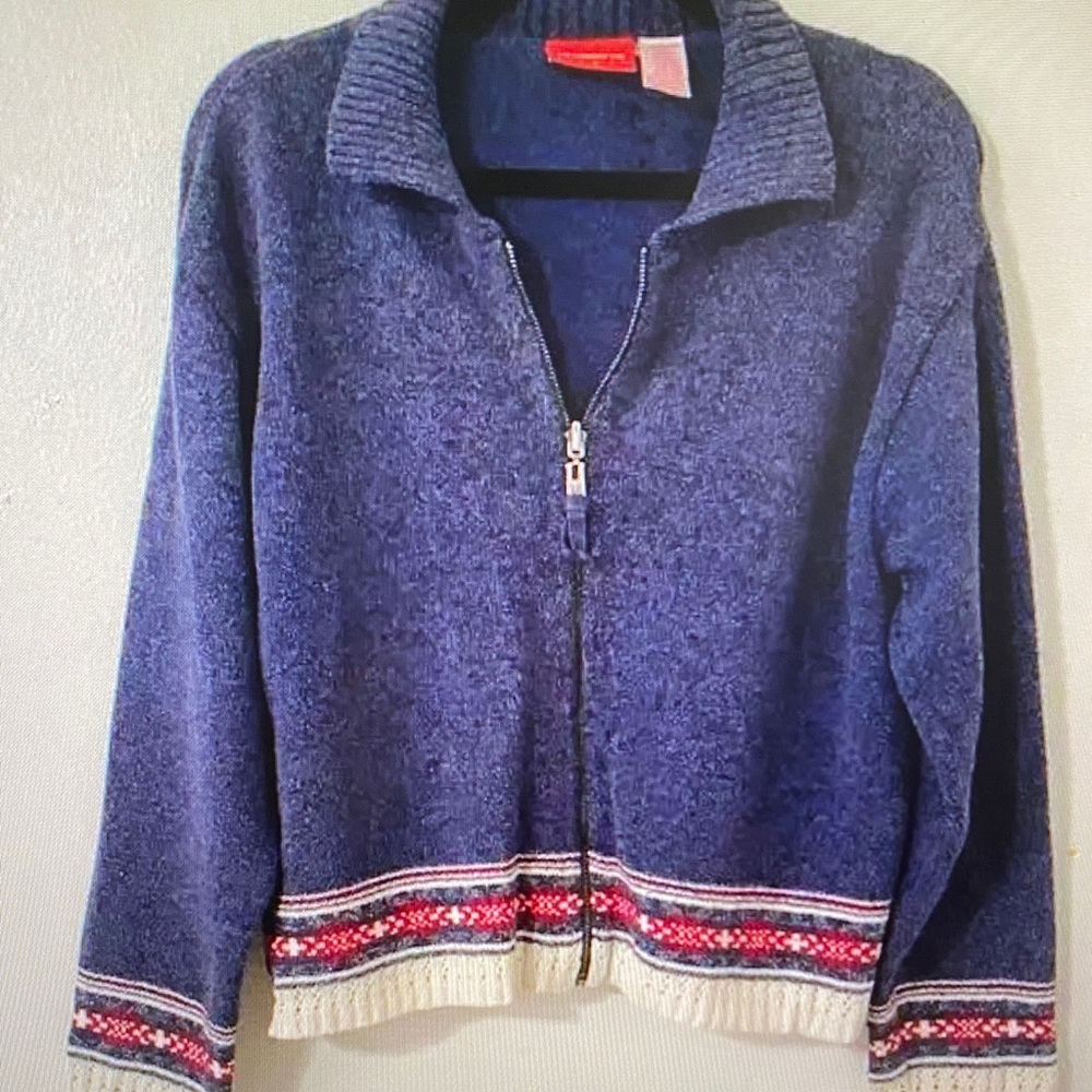 Liz Claiborne Navy and Red Zip-Up Cardigan
